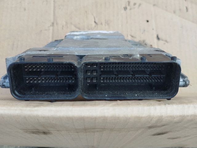 bontott VW PASSAT B6 Motorvezérlő