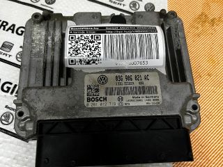 bontott VW PASSAT B6 Motorvezérlő