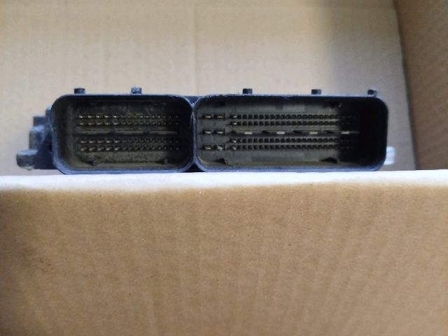 bontott VW PASSAT B6 Motorvezérlő