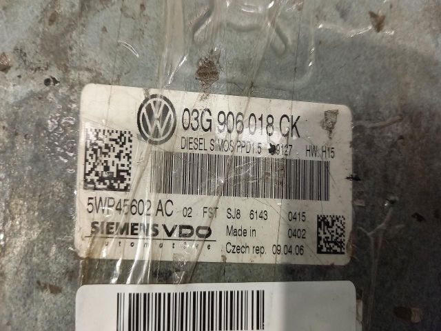 bontott VW PASSAT B6 Motorvezérlő