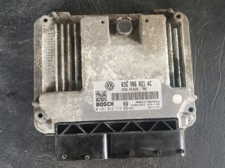 bontott VW PASSAT B6 Motorvezérlő