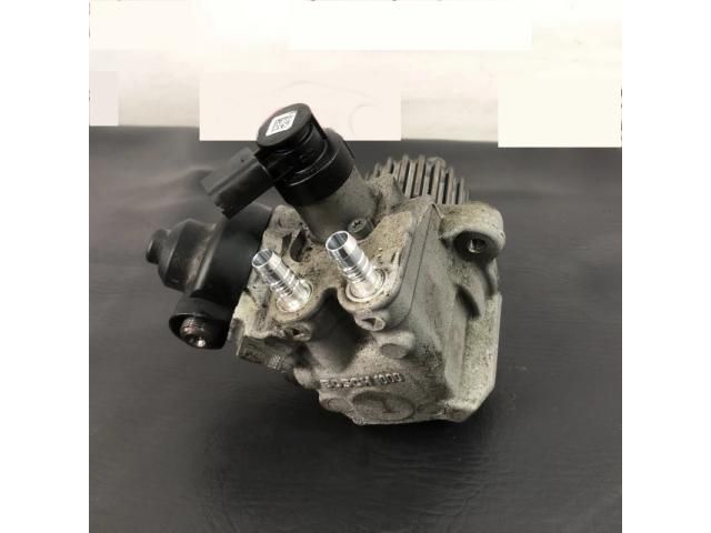 bontott VW PASSAT B6 Nagynyomású Szivattyú