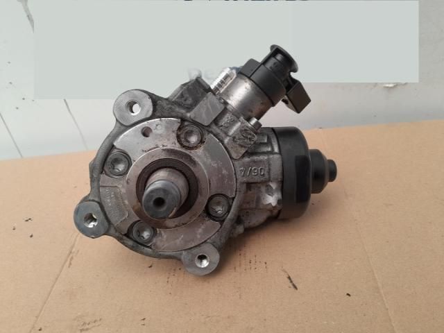 bontott VW PASSAT B6 Nagynyomású Szivattyú