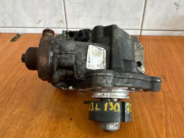 bontott VW PASSAT B6 Nagynyomású Szivattyú