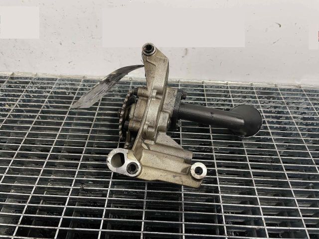 bontott VW PASSAT B6 Olajszivattyú