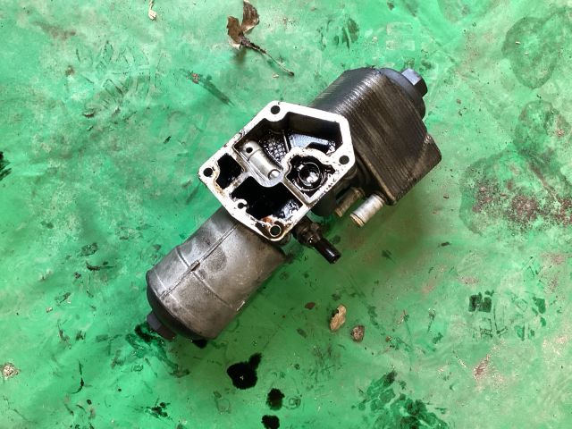 bontott VW PASSAT B6 Olajszűrő Ház