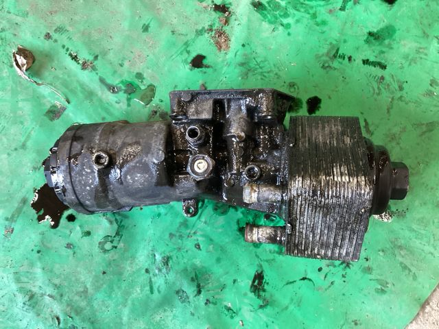 bontott VW PASSAT B6 Olajszűrő Ház