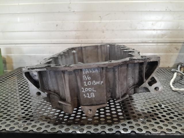 bontott VW PASSAT B6 Olajteknő