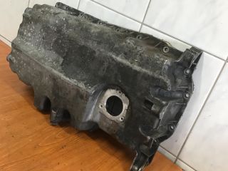 bontott VW PASSAT B6 Olajteknő