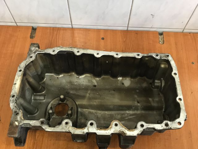 bontott VW PASSAT B6 Olajteknő