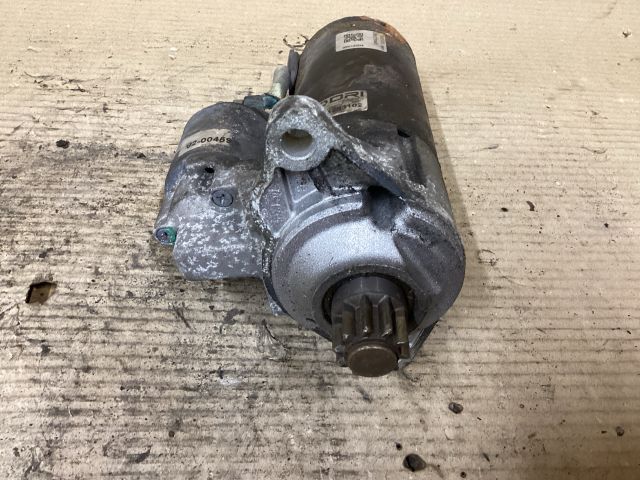 bontott VW PASSAT B6 Önindító