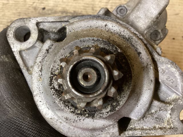 bontott VW PASSAT B6 Önindító