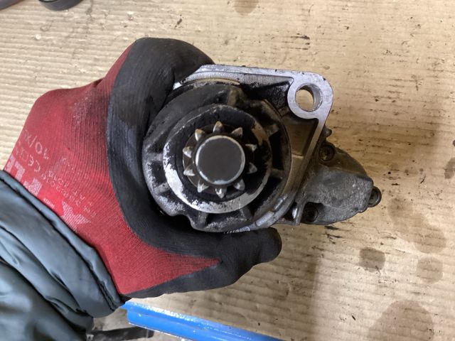 bontott VW PASSAT B6 Önindító