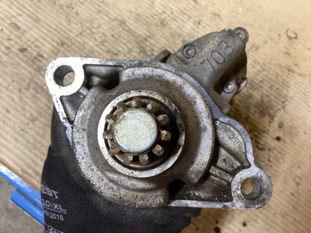 bontott VW PASSAT B6 Önindító