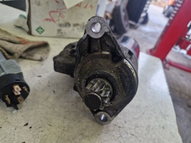 bontott VW PASSAT B6 Önindító