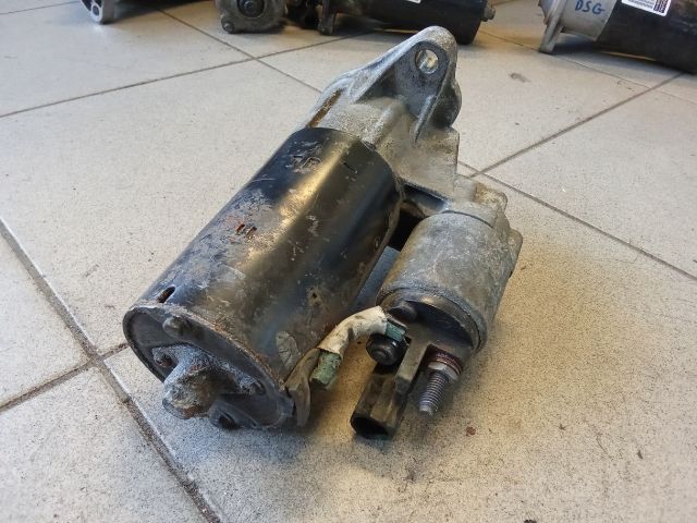 bontott VW PASSAT B6 Önindító