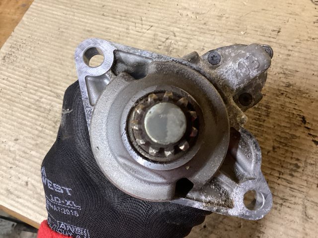 bontott VW PASSAT B6 Önindító