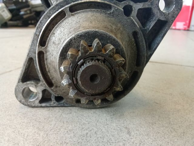 bontott VW PASSAT B6 Önindító