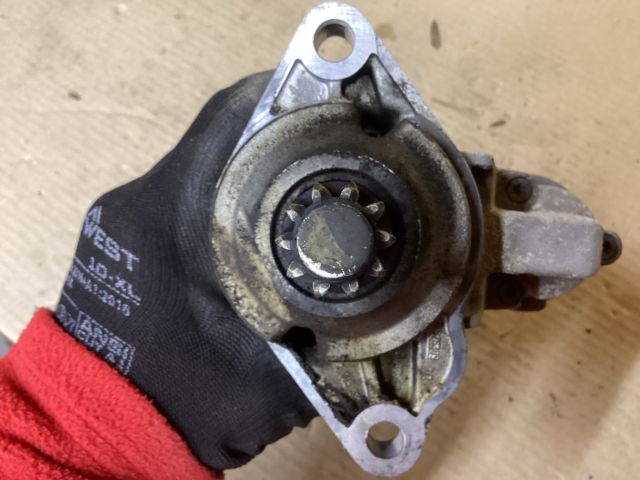 bontott VW PASSAT B6 Önindító