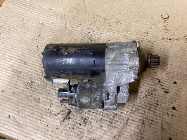 bontott VW PASSAT B6 Önindító