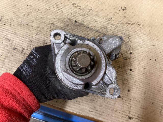 bontott VW PASSAT B6 Önindító