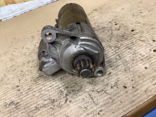 bontott VW PASSAT B6 Önindító