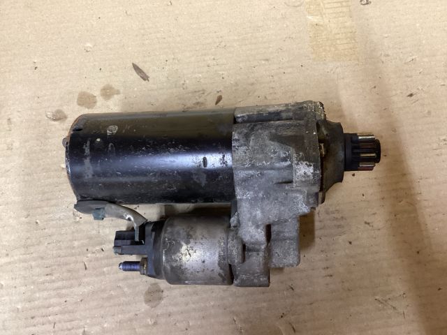 bontott VW PASSAT B6 Önindító