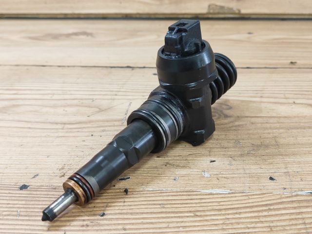 bontott VW PASSAT B6 Porlasztó (1 db)