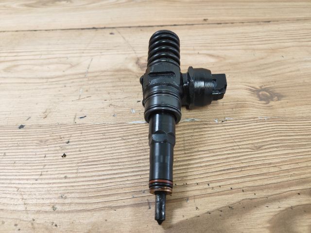 bontott VW PASSAT B6 Porlasztó (1 db)