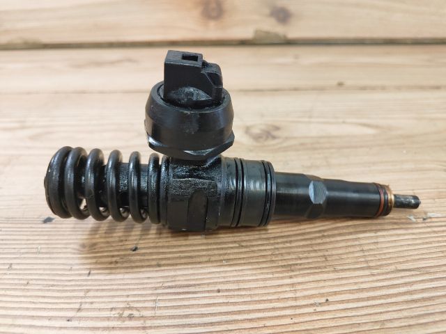 bontott VW PASSAT B6 Porlasztó (1 db)