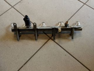 bontott VW PASSAT B6 Porlasztó Sor / Híd