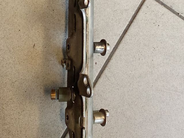 bontott VW PASSAT B6 Porlasztó Sor / Híd