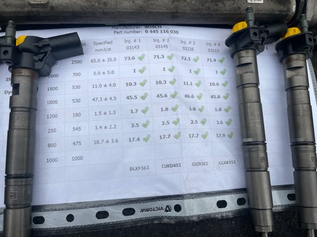 bontott VW PASSAT B6 Porlasztó Sor / Híd