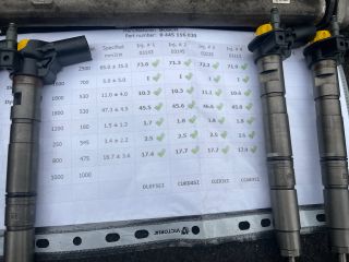 bontott VW PASSAT B6 Porlasztó Sor / Híd