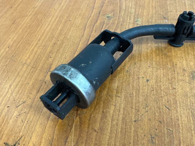 bontott VW PASSAT B6 Résolajcső