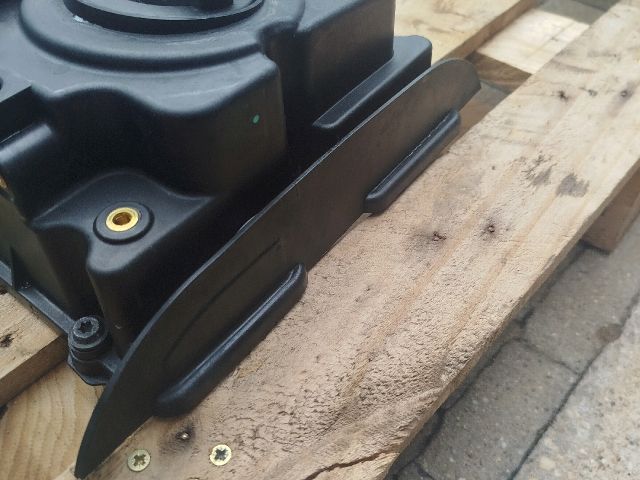 bontott VW PASSAT B6 Szelepfedél