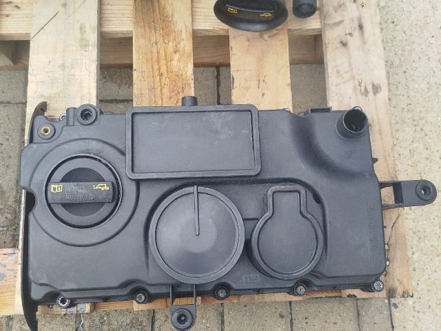 bontott VW PASSAT B6 Szelepfedél