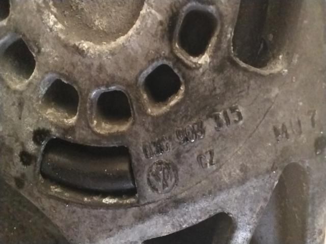 bontott VW PASSAT B6 Szíjfeszítő Görgő