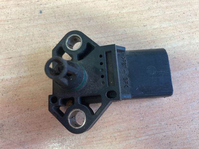 bontott VW PASSAT B6 Szívócső Nyomásérzékelő