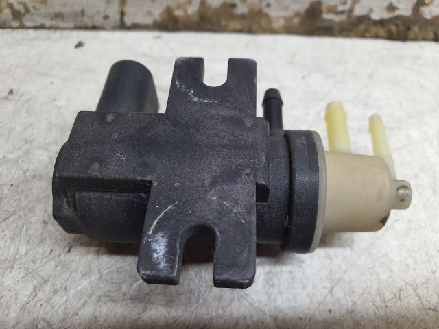 bontott VW PASSAT B6 Turbó Vákum Szelep