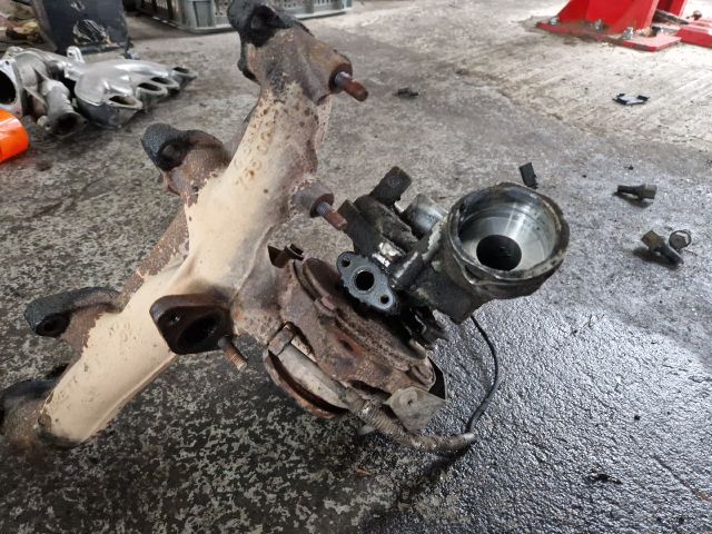 bontott VW PASSAT B6 Turbó