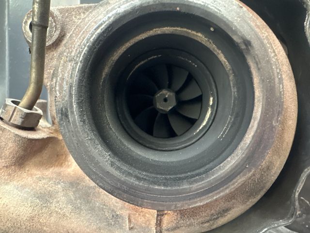 bontott VW PASSAT B6 Turbó