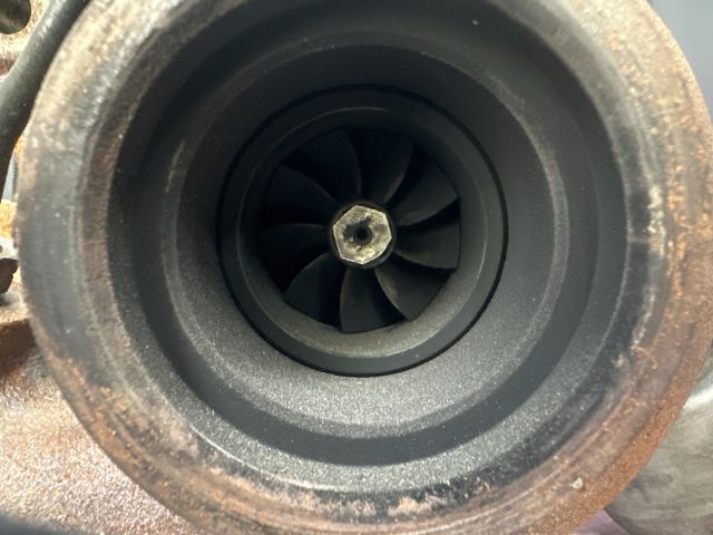 bontott VW PASSAT B6 Turbó