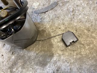 bontott VW PASSAT B6 Üzemanyag Szivattyú