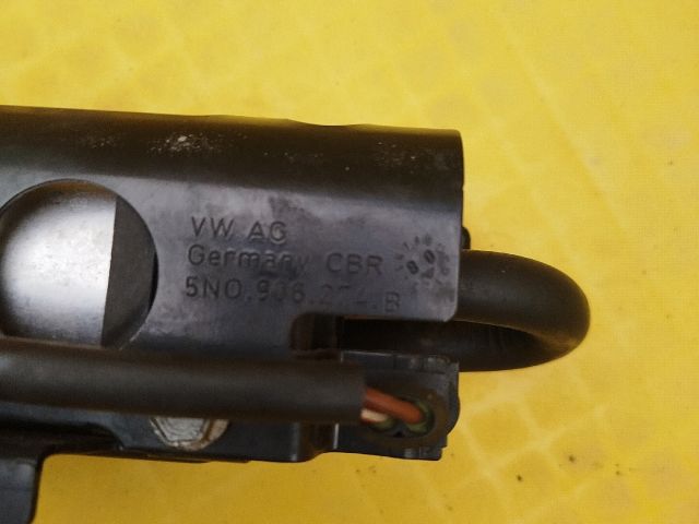 bontott VW PASSAT B6 Üzemanyag Szivattyú