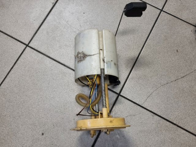 bontott VW PASSAT B6 Üzemanyag Szivattyú