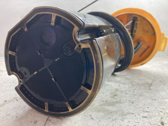 bontott VW PASSAT B6 Üzemanyag Szivattyú