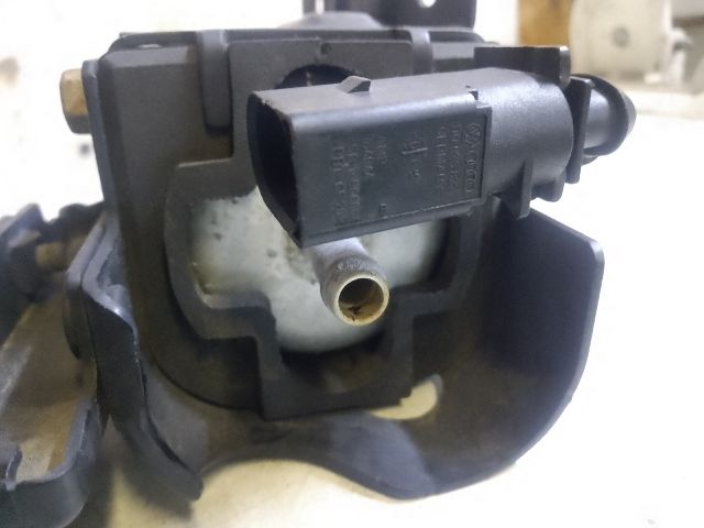 bontott VW PASSAT B6 Üzemanyag Szivattyú