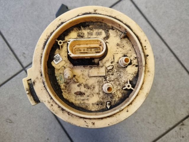 bontott VW PASSAT B6 Üzemanyag Szivattyú