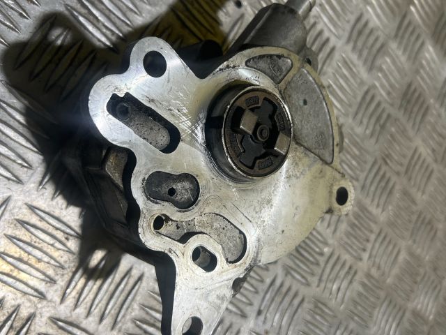 bontott VW PASSAT B6 Vákumpumpa